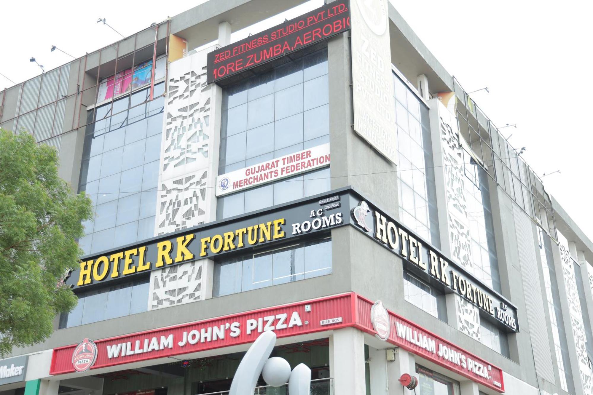 Hotel Rk Fortune Ahmadabad Zewnętrze zdjęcie